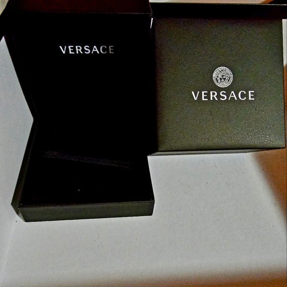 Versace accessories | jewelry box - Picture 1 of 1